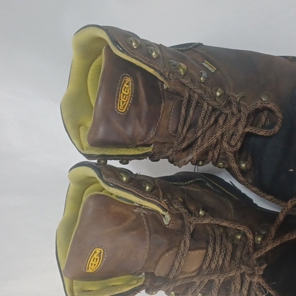 KEEN HEAVY DUTY WORK BOOTS SIZE 12EE STEEL TOE WATER PROOF